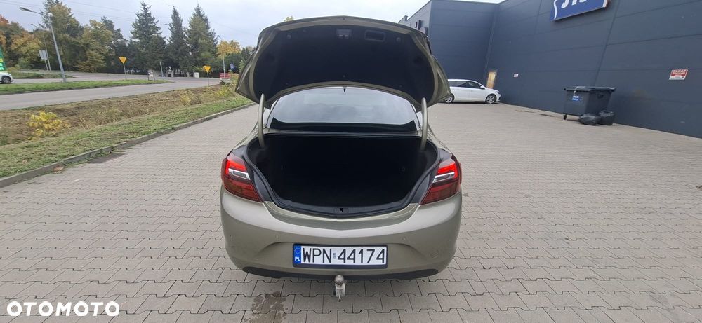 Opel Insignia 1.4 T Cosmo S&S - 26