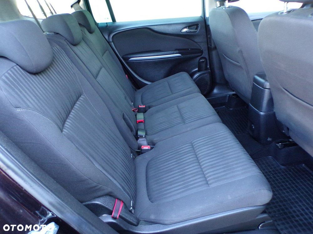 Opel Zafira - 17