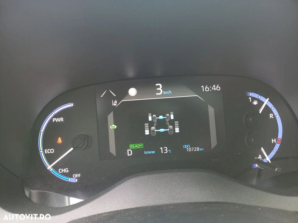 Toyota Yaris Cross 1.5 VVT-i HSD 4x4 Exclusive Adventure - 30