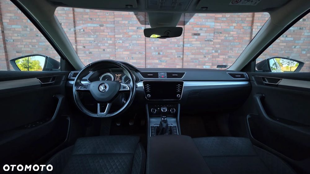 Skoda Superb 1.5 TSI ACT Ambition - 28