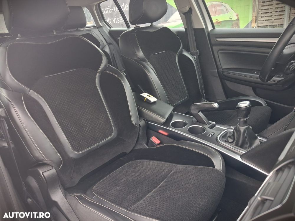 Renault Megane ENERGY dCi 110 INTENS - 27