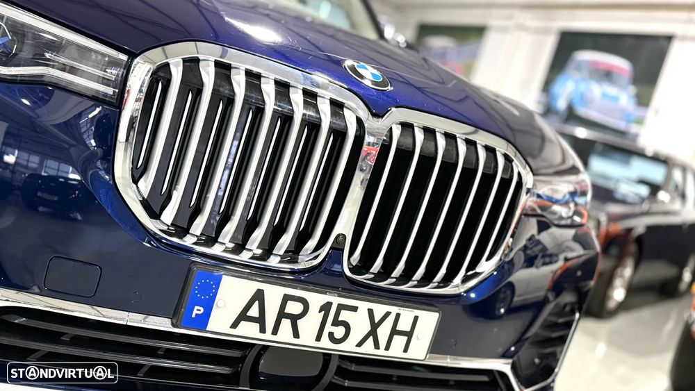 BMW X7 30 d xDrive Pack M - 9