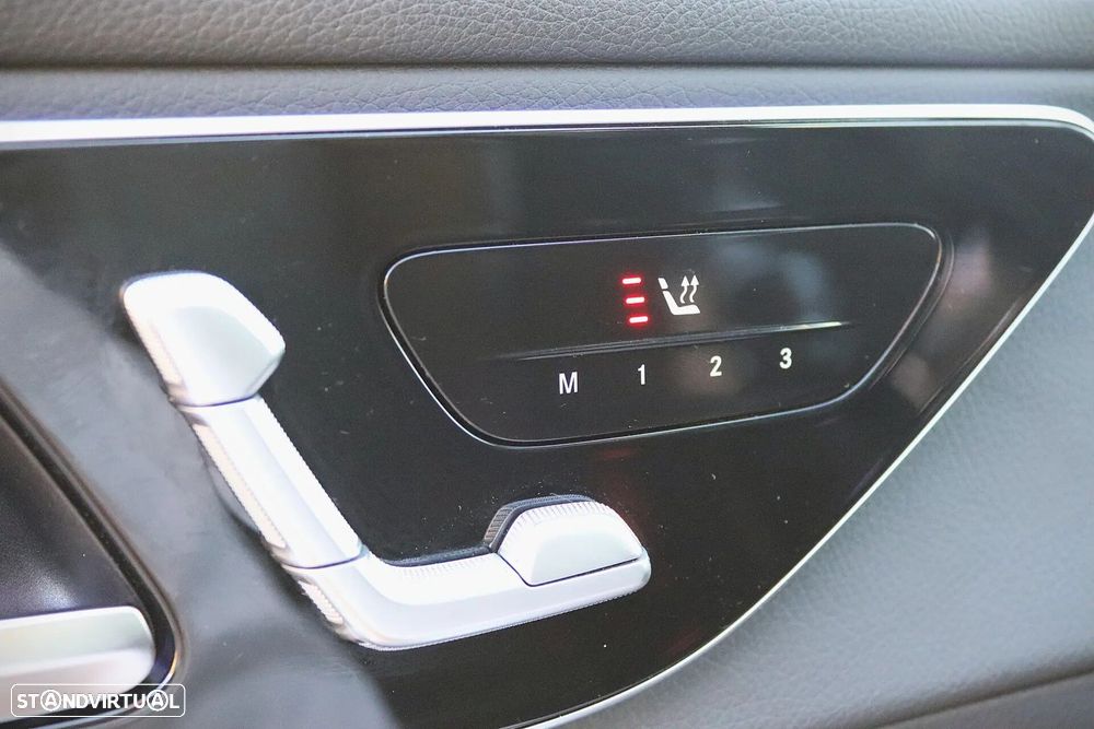 Mercedes-Benz GLC 300 e 4Matic 9G-TRONIC Avantgarde Advanced - 17