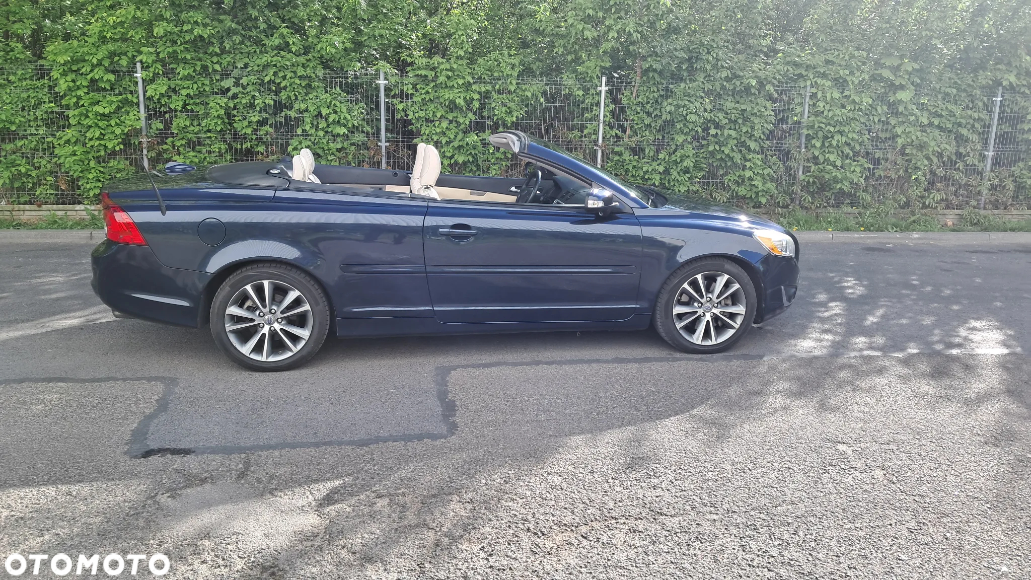 Volvo C70 T5 Kinetic - 12