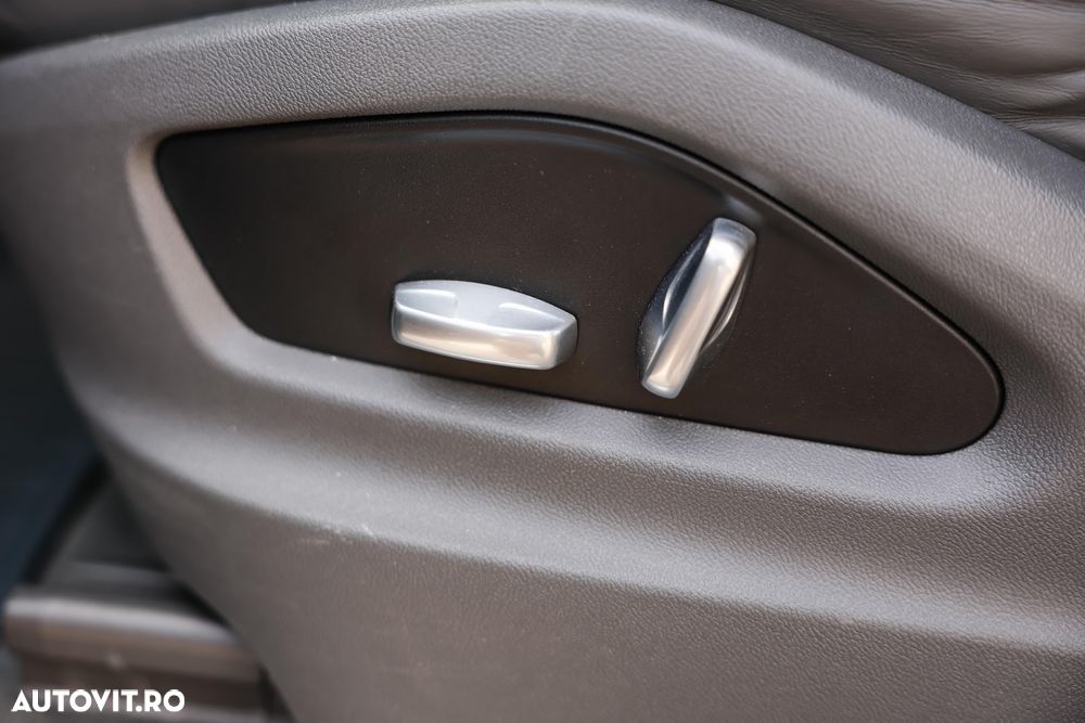 Porsche Cayenne - 13