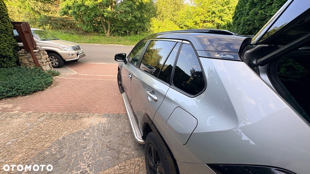 Toyota RAV4 - 9