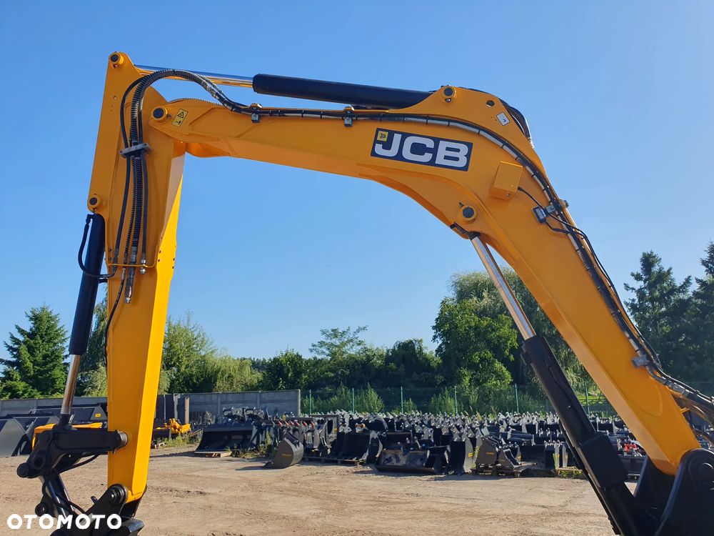 JCB 86C-2 - 12