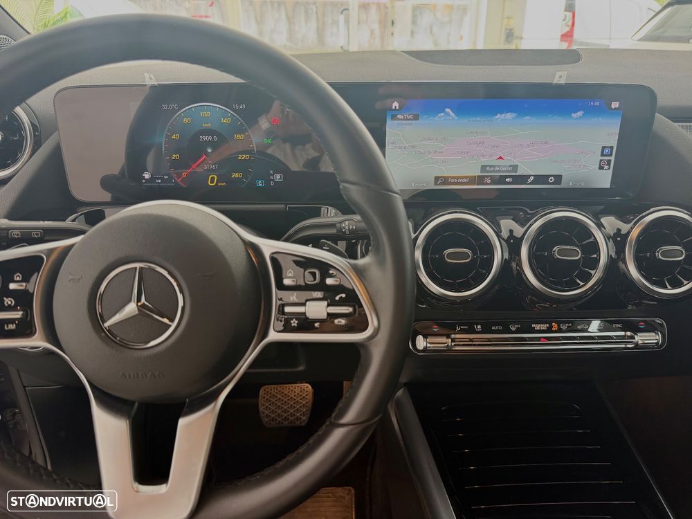Mercedes-Benz GLA 180 d Progressive - 12