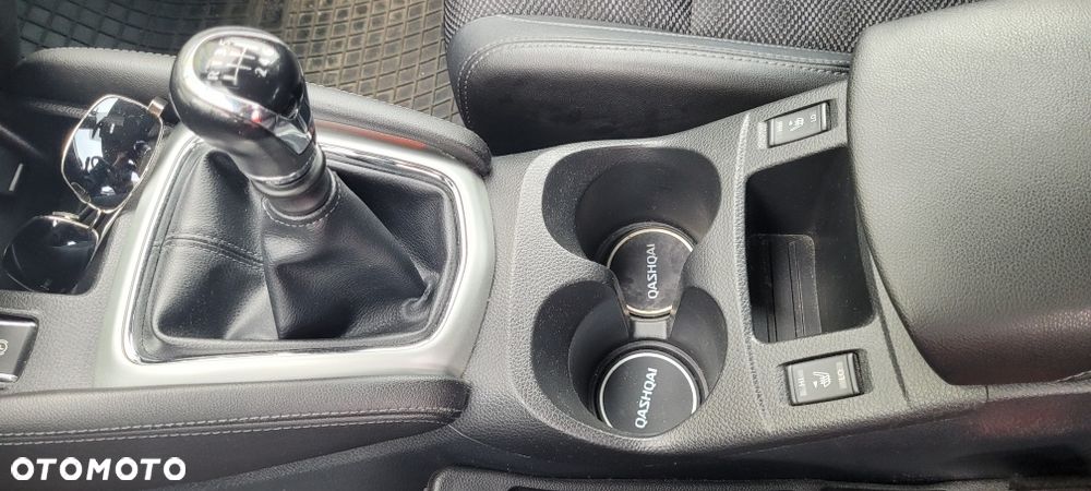 Nissan Qashqai - 12