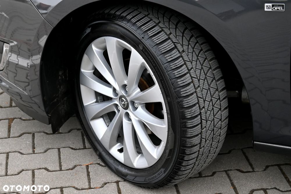 Opel Astra 1.4 T Cosmo S&S - 24