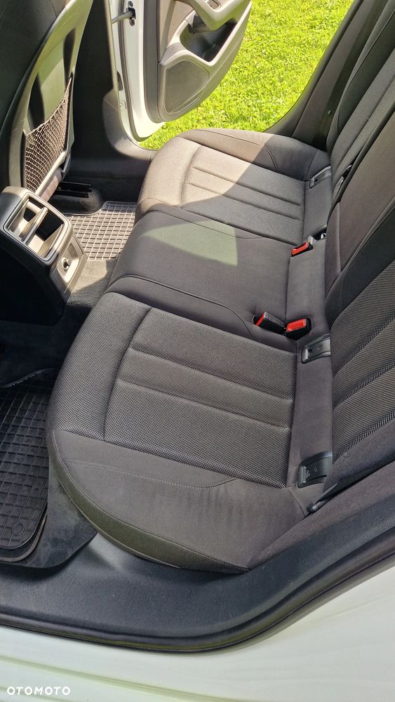 Audi A4 Avant 2.0 TDI - 18