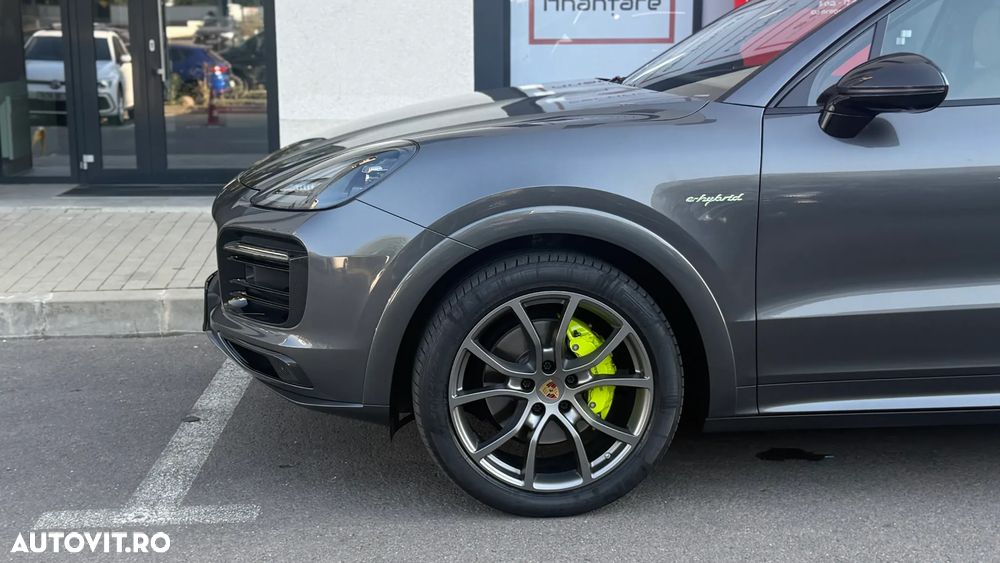 Porsche Cayenne E-Hybrid - 13