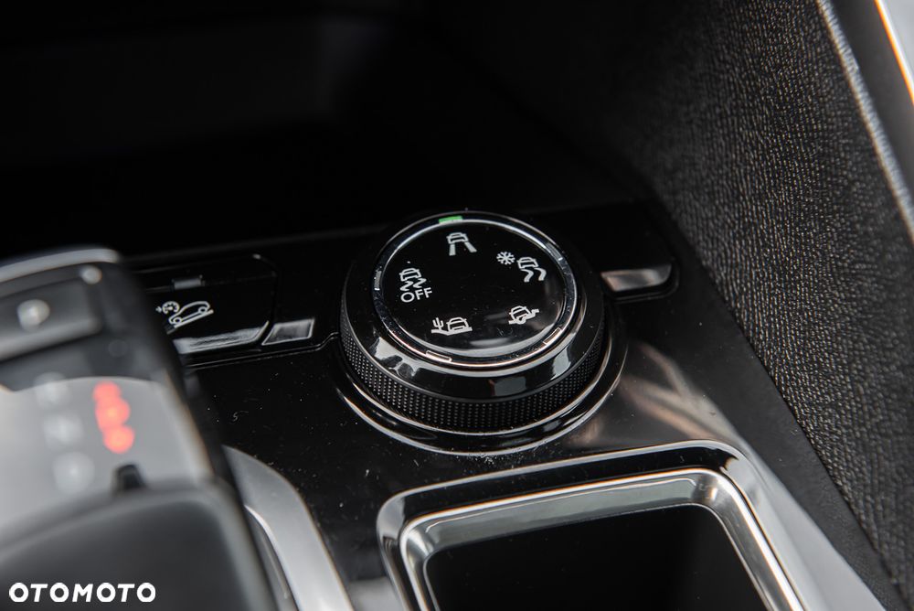 Peugeot 3008 THP 165 EAT6 Stop & Start Allure - 27