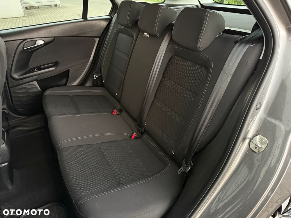 Fiat Tipo 1.4 16v Lounge EU6d - 11
