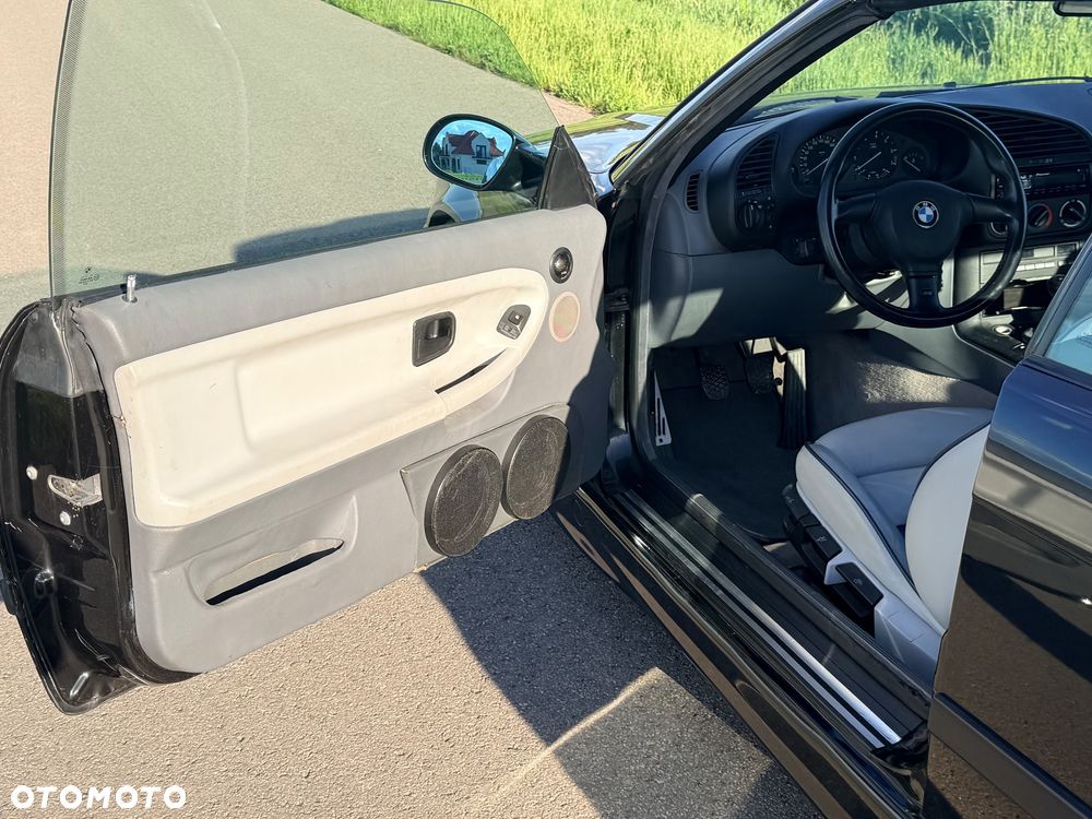 BMW Seria 3 320i - 8
