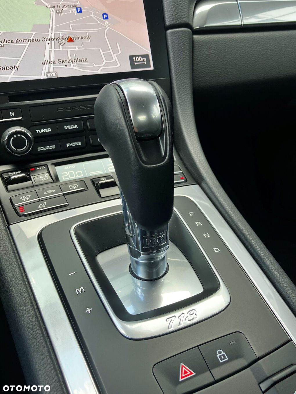 Porsche 718 Cayman - 37