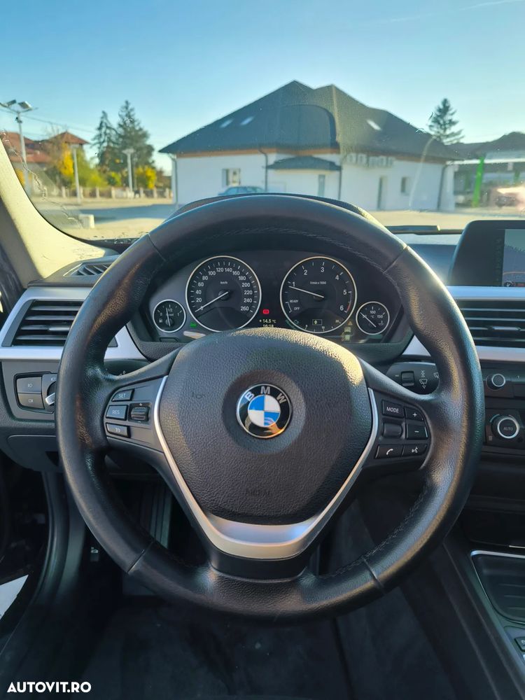 BMW Seria 3 320d Sport Line - 8