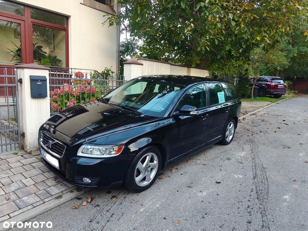 Volvo V50 D2 Business Edition - 1