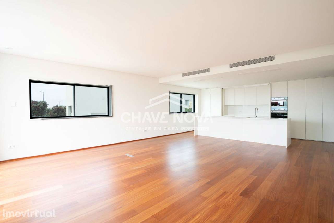 T4 Novo C/ Varanda e Piscina em Canidelo - Grande imagem: 3/19