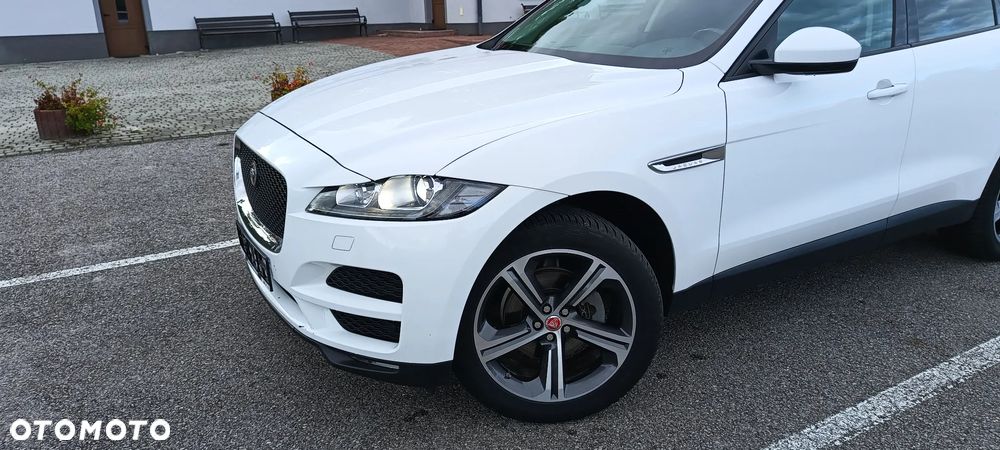 Jaguar F-Pace 20d Portfolio - 11