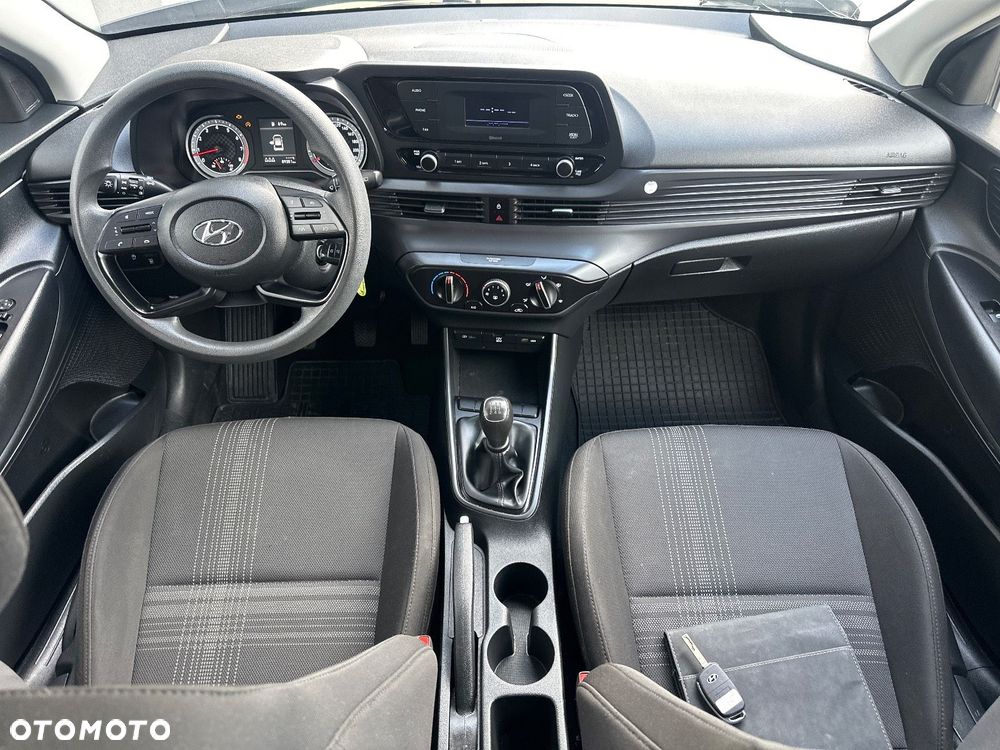 Hyundai i20 1.2 Pure - 16