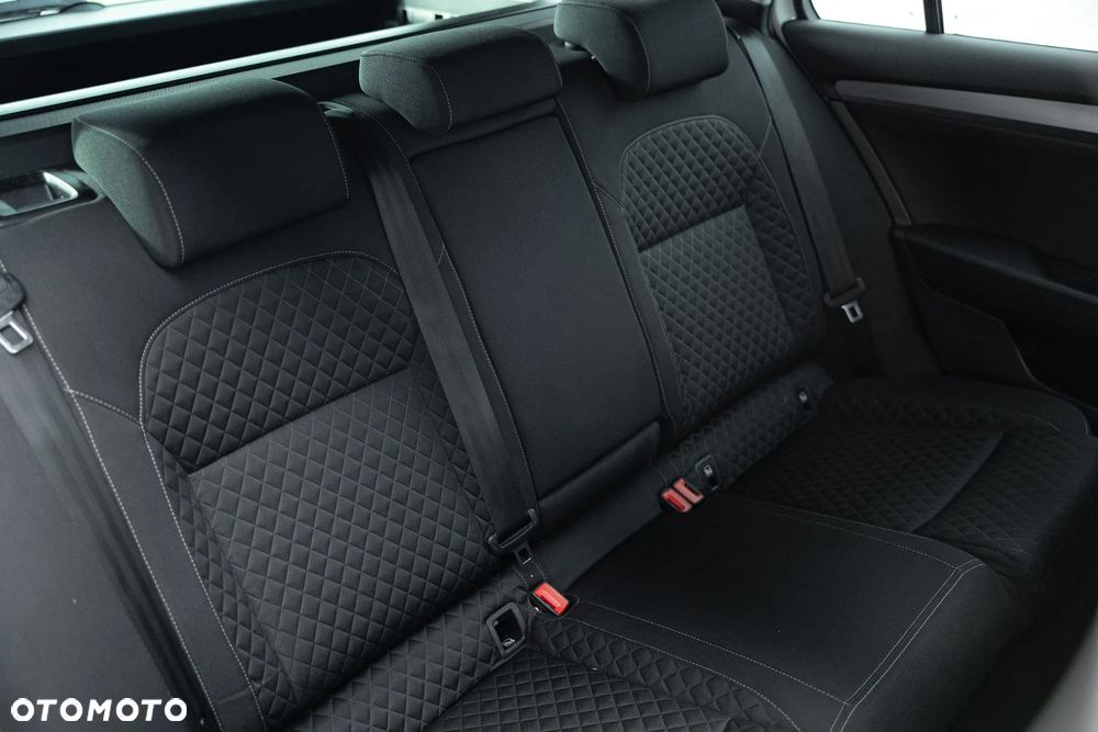 Skoda Superb 2.0 TDI Style - 29