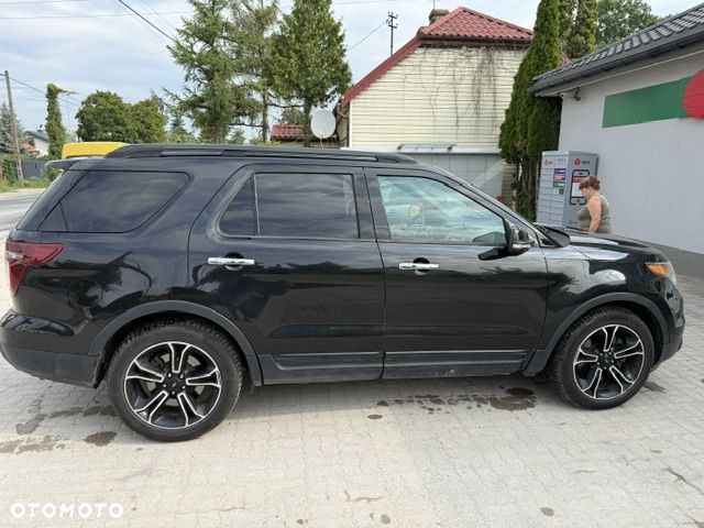 Ford Explorer - 10