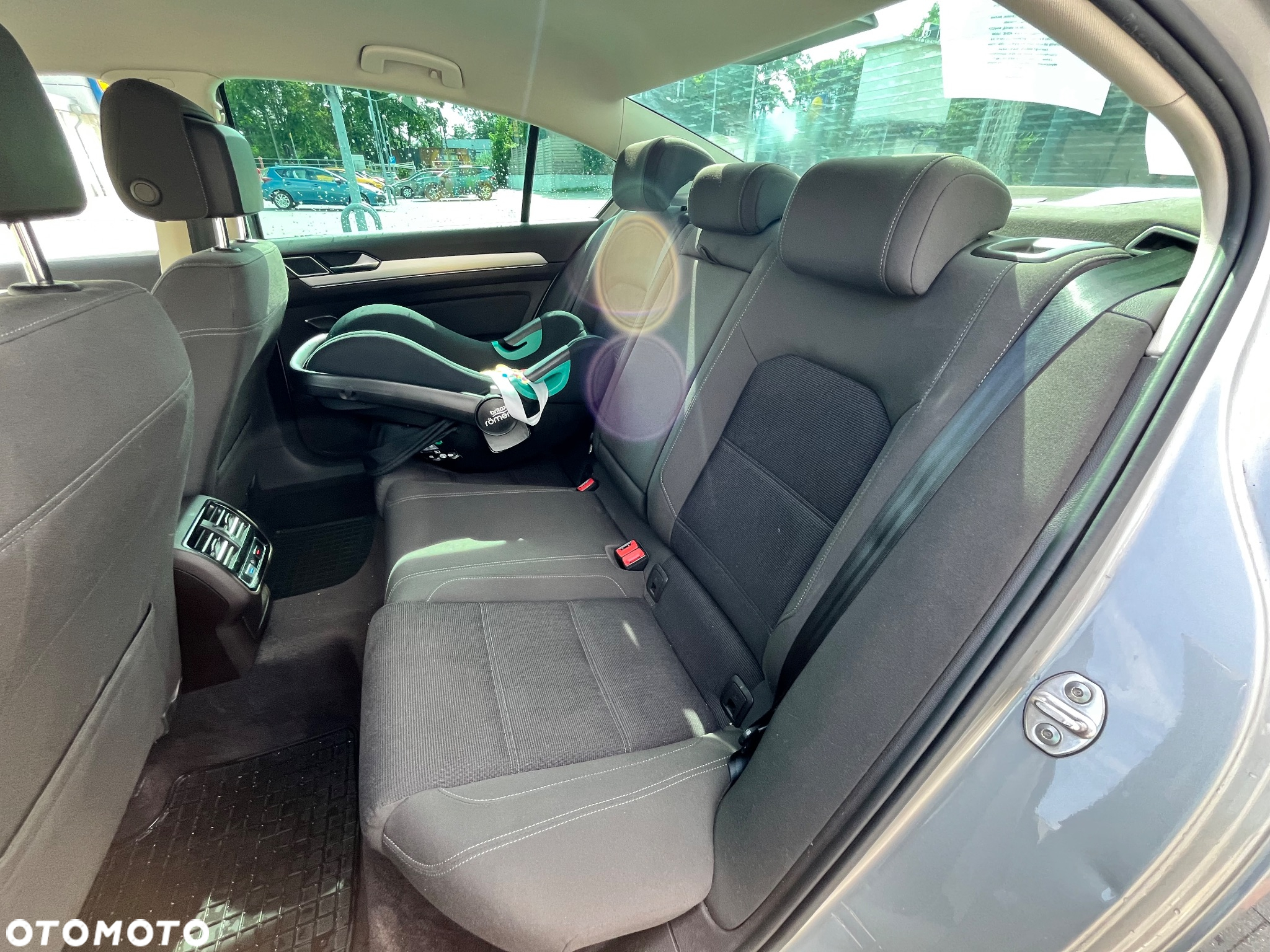 Volkswagen Passat 2.0 TDI SCR Highline DSG - 13