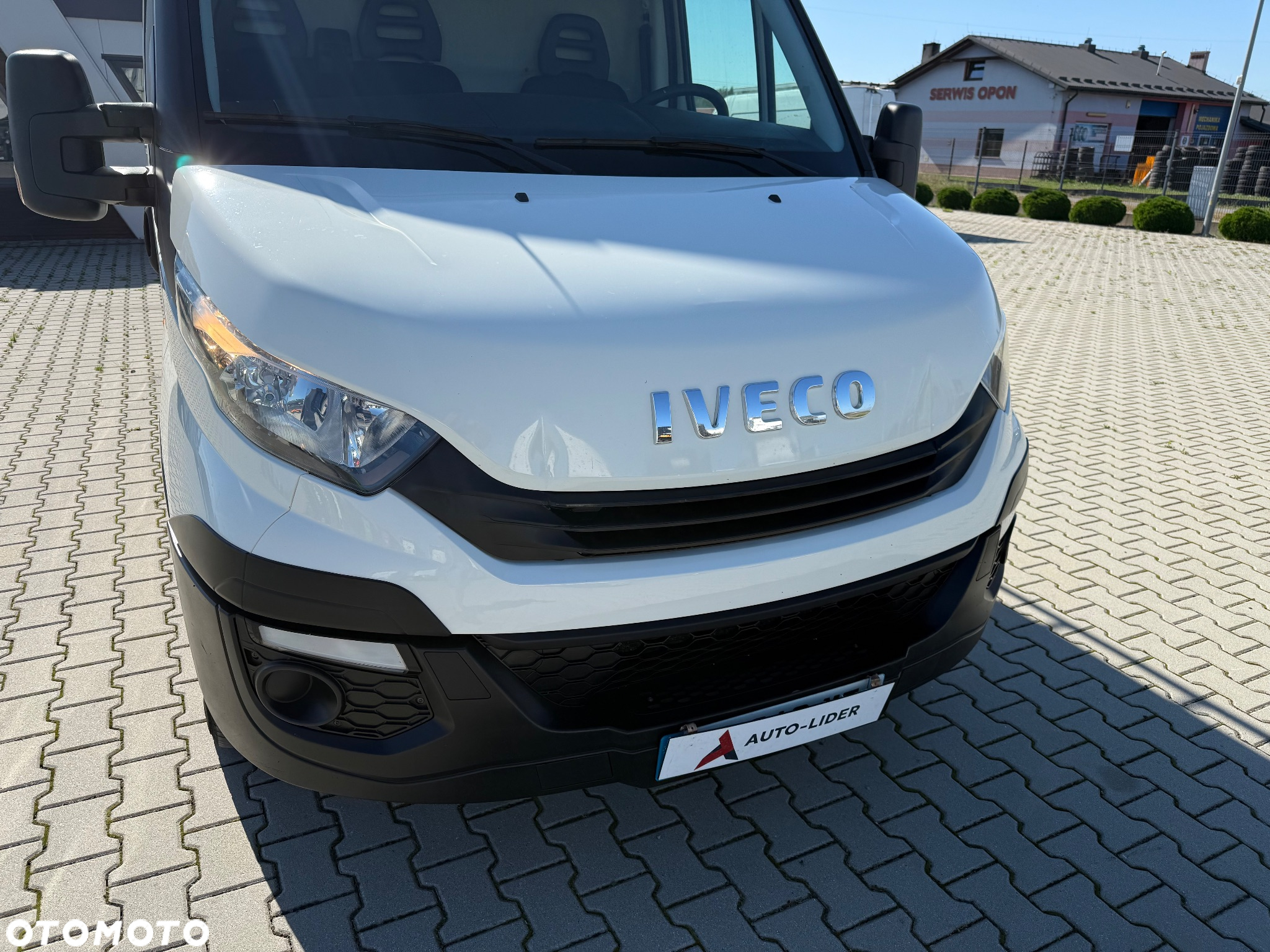 Iveco DAILY 35S15 / L4H3 / 3.0 150 KM / BLASZAK / BAGAŻNIK DACHOWY / Z FRANCJI / STAN BDB / / / - 25