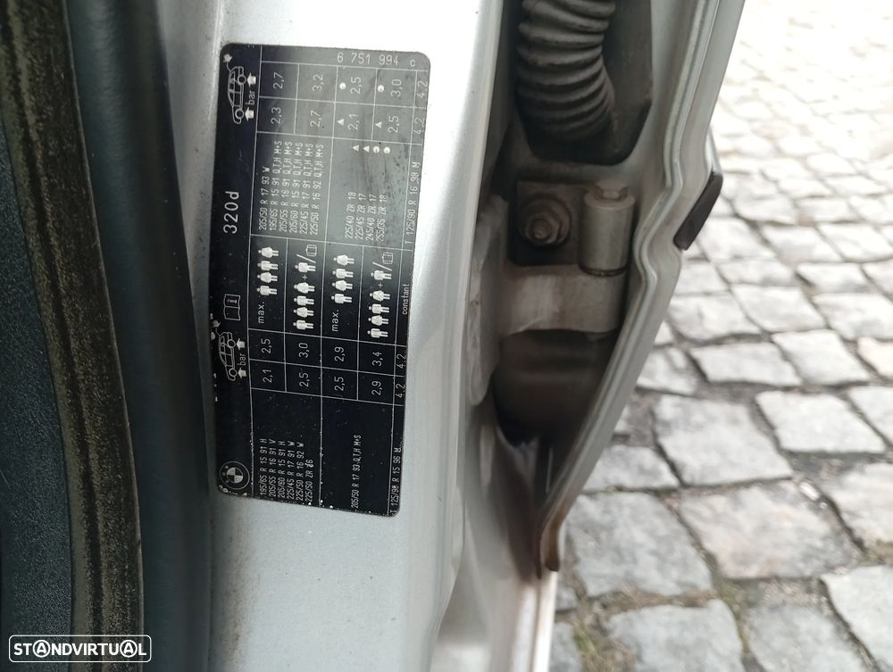 BMW 320 d Touring - 1