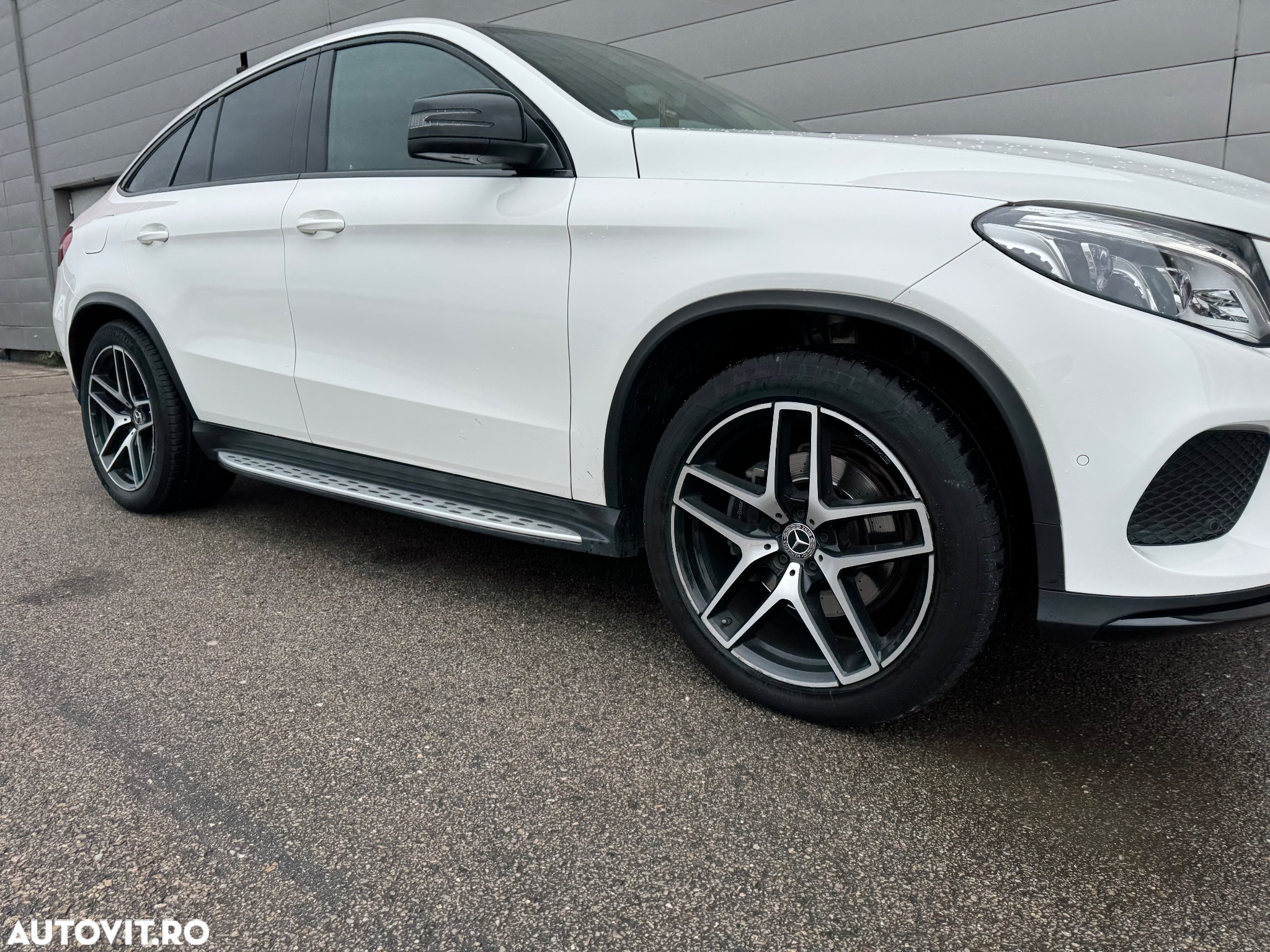 Mercedes-Benz GLE 350 d 4MATIC - 11