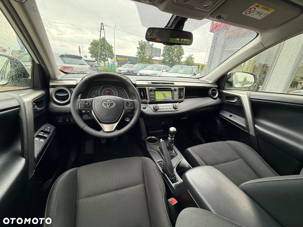 Toyota RAV4 - 17