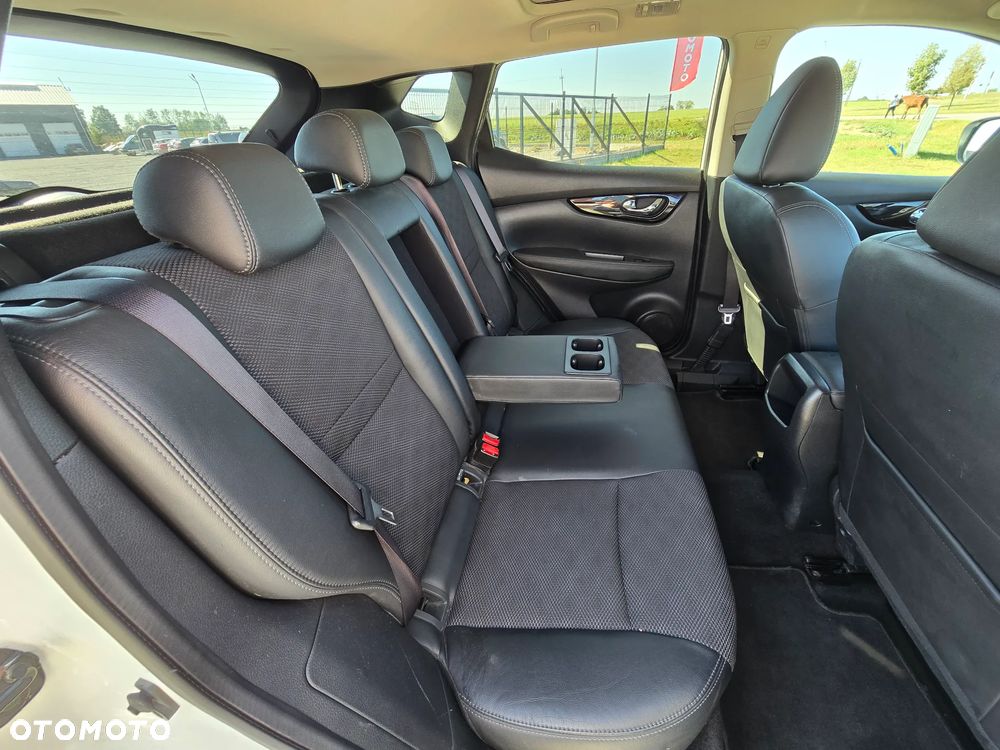 Nissan Qashqai 1.6 DCi N-Connecta Xtronic EU6 - 38