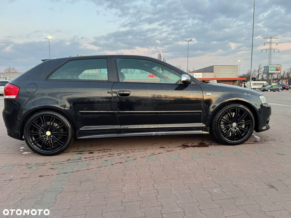 Audi S3 Standard - 3