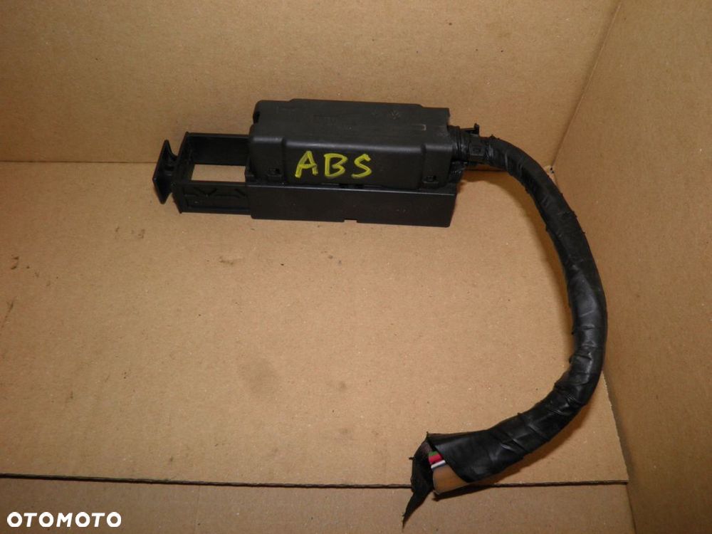 TRANSPORTER T5 KOSTKA WTYCZKA WIĄZKA POMPY ABS - 2