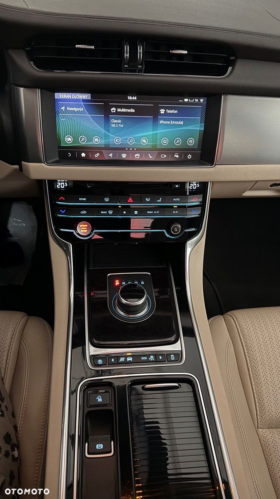 Jaguar XF 2.0 i4D Prestige - 6