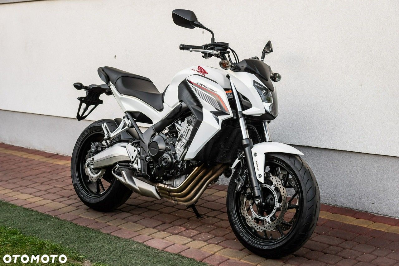 Honda CB - 1