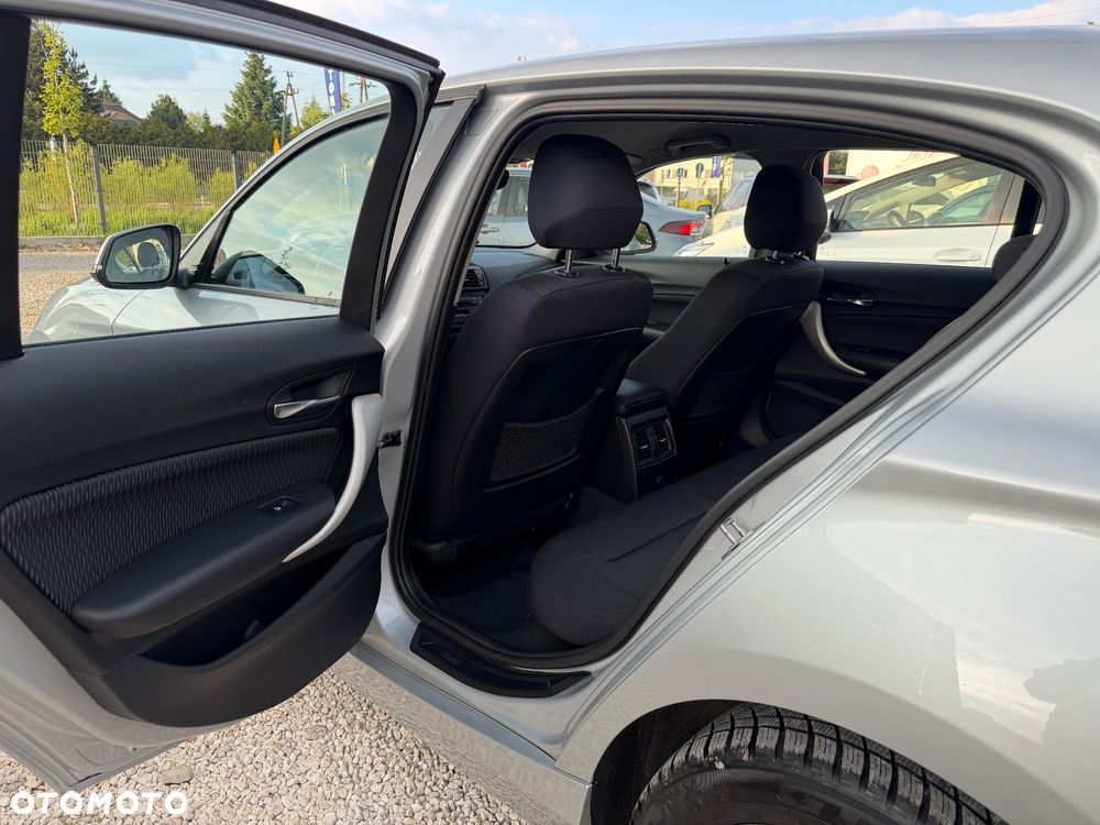 BMW Seria 1 118d - 25