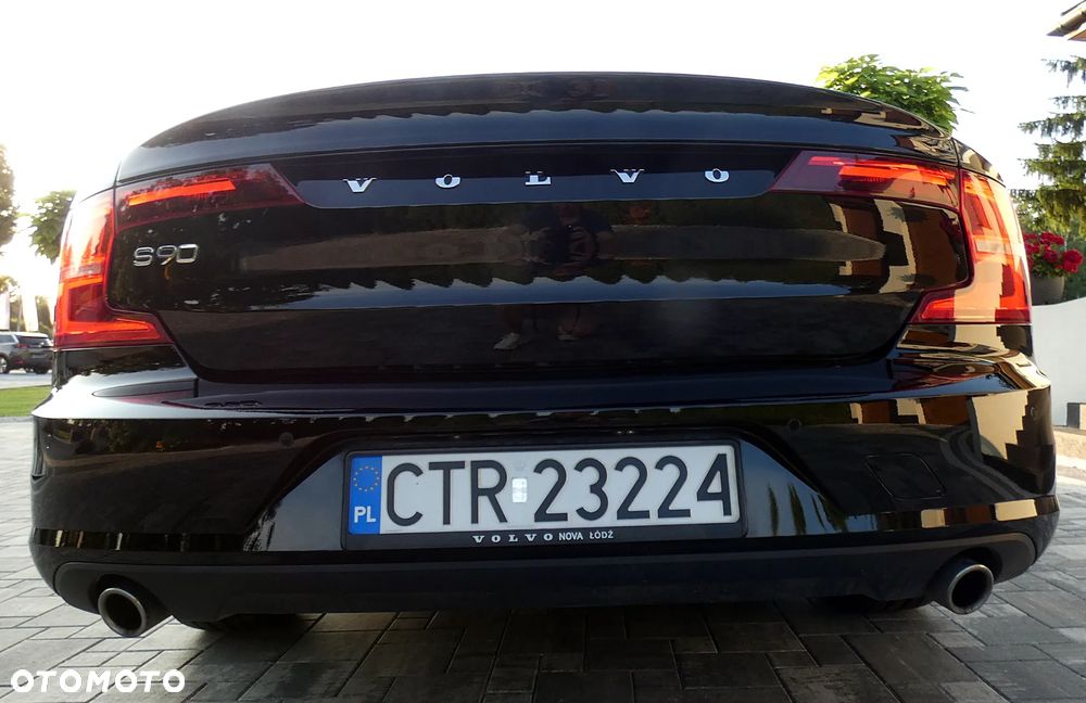 Volvo S90 D4 SCR Momentum Pro - 14