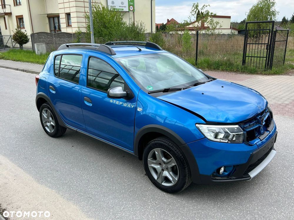 Dacia Sandero TCe 100 Essential - 16