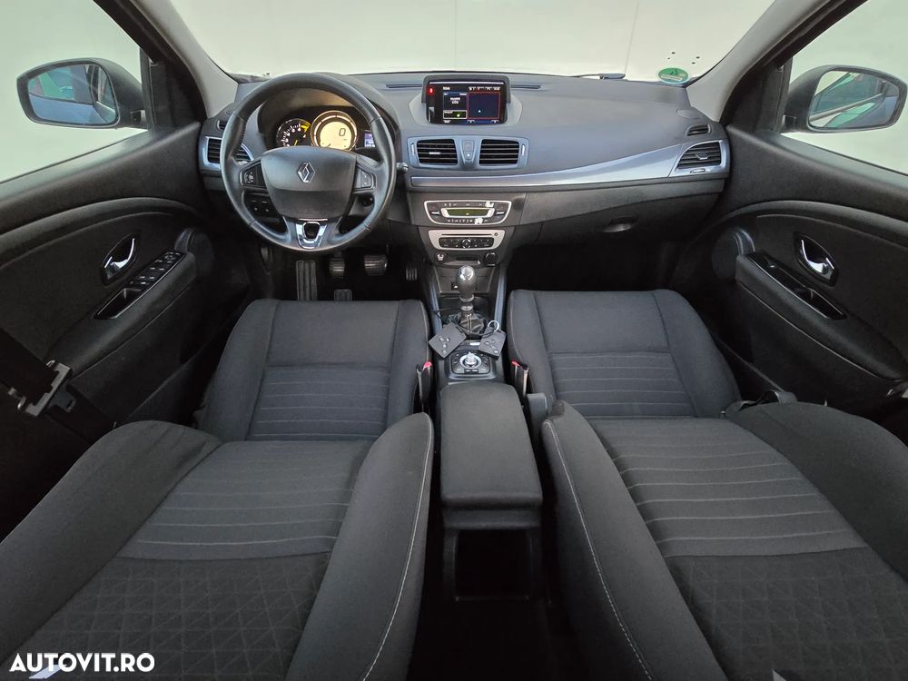 Renault Megane ENERGY TCe 130 BOSE EDITION - 6