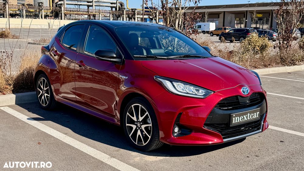 Toyota Yaris 1.5 VVT-i Premiere Edition - 1