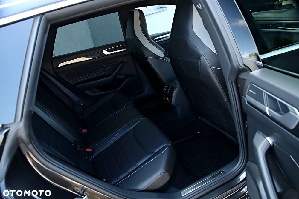 Volkswagen Arteon 2.0 TDI 4Motion R-Line DSG - 25