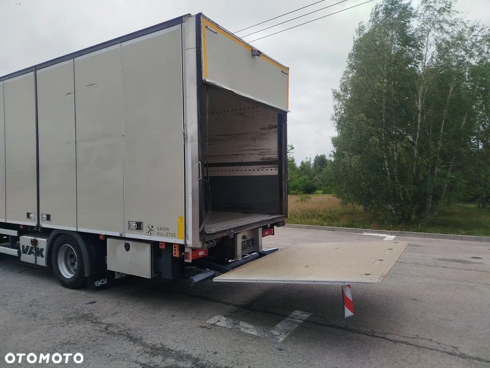 Scania P 360 - 9