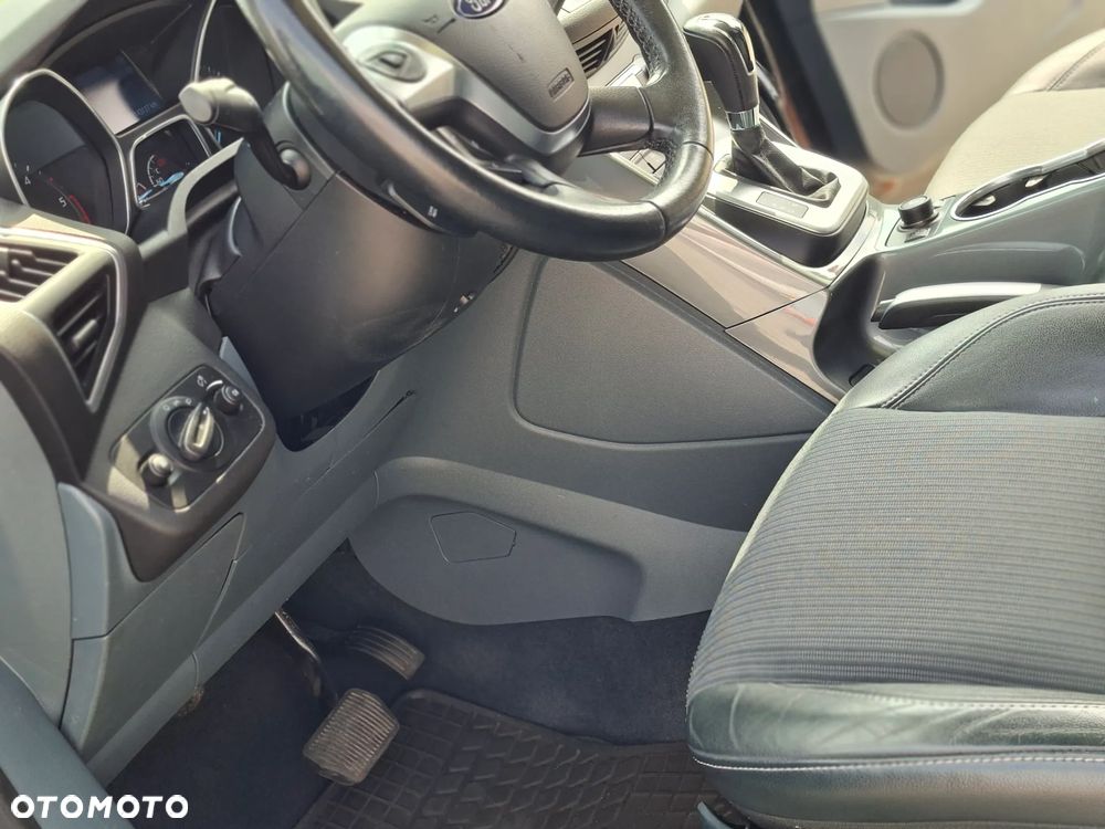 Ford C-MAX 2.0 TDCi Titanium MPS6 - 21