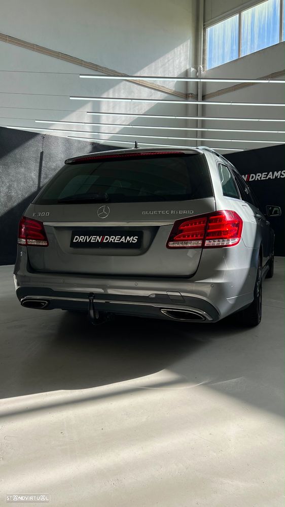 Mercedes-Benz E 300 Bluetec Hybrid Avantgarde - 28