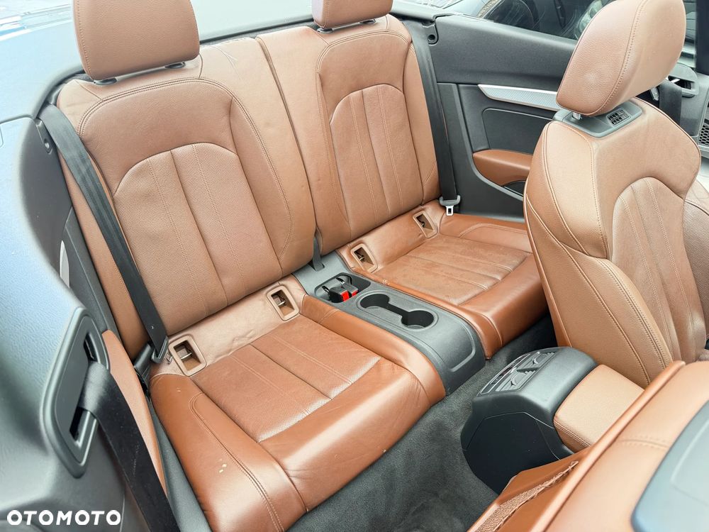 Audi A5 Cabrio 2.0 TFSI quattro S tronic - 8
