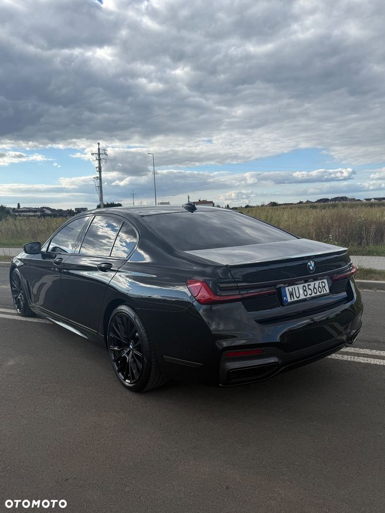 BMW Seria 7 730d xDrive - 28