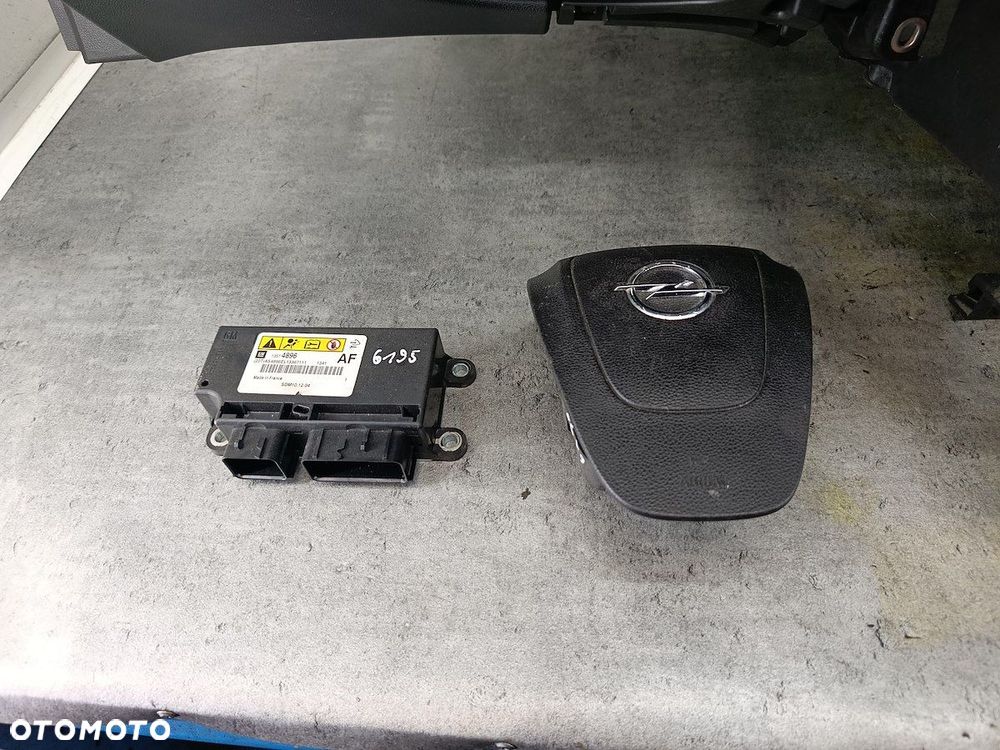 DESKA ROZDZIELCZA,KONSOLA PODUSZKI SENSOR PASY OPEL ASTRA J - 10