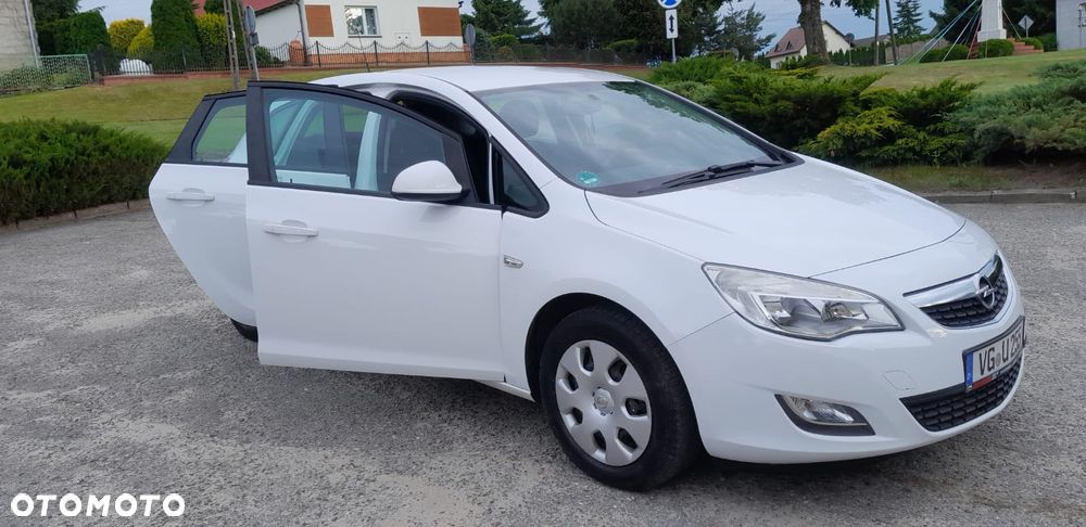 Opel Astra - 12